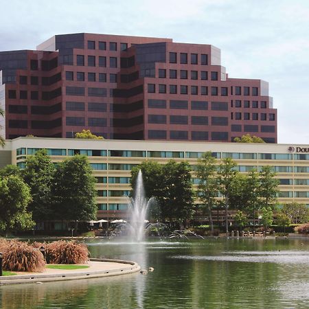 Hotel Doubletree By Hilton Orange County Airport Santa Ana Exterior foto