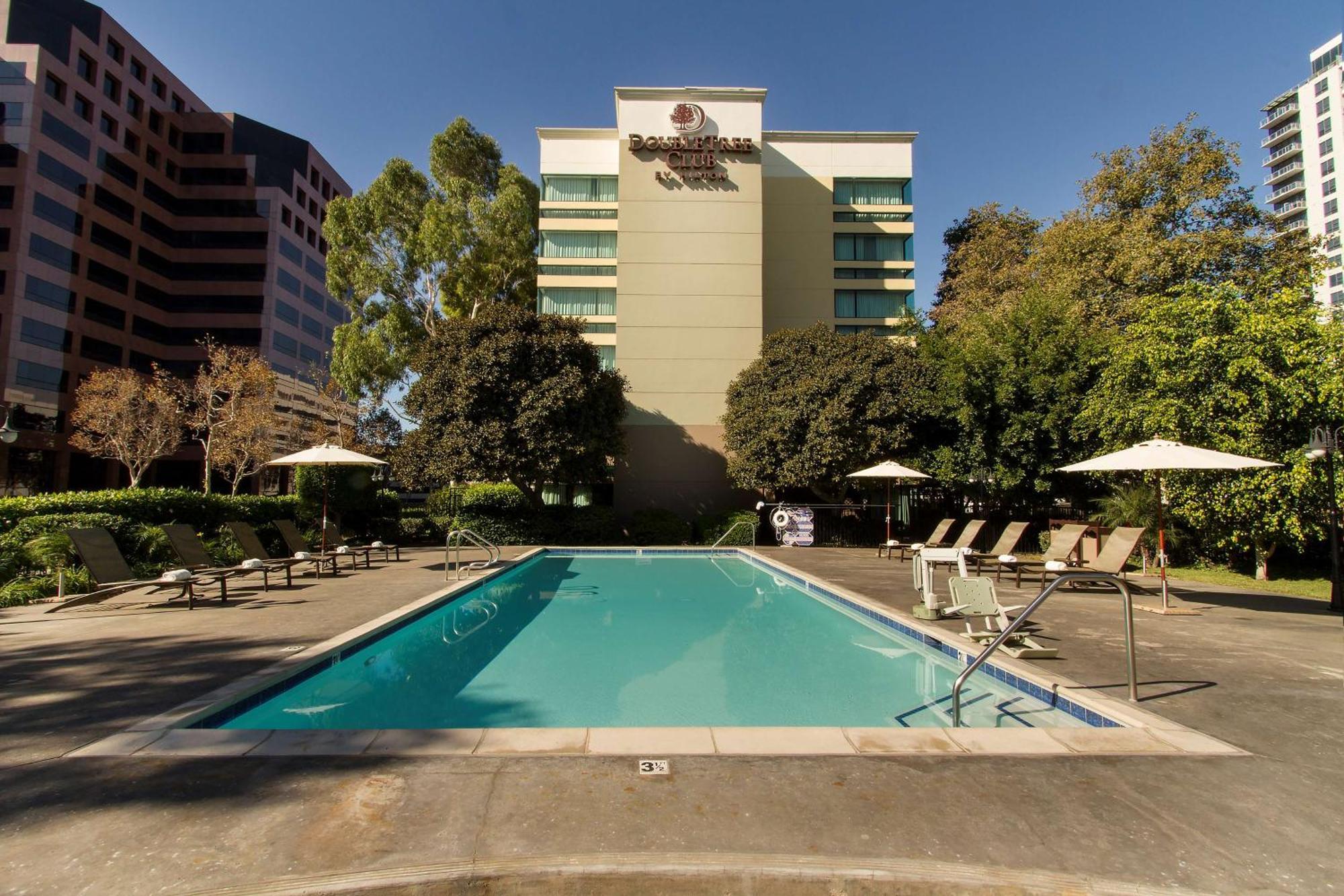 Hotel Doubletree By Hilton Orange County Airport Santa Ana Exterior foto